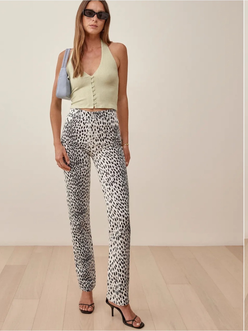 Reformation Cynthia Cheetah Jeans * FLAW*
Size 26
